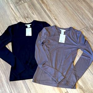 ❣️ NWT Bundle of 2, H&M Long Sleeve Tees, Snug Fitting with Stretch, Sz XS
